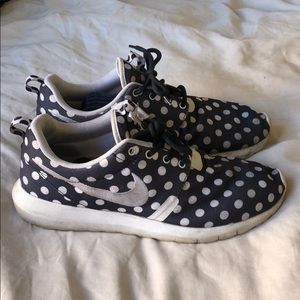 Nike lows from Tokyo Sz 9.5